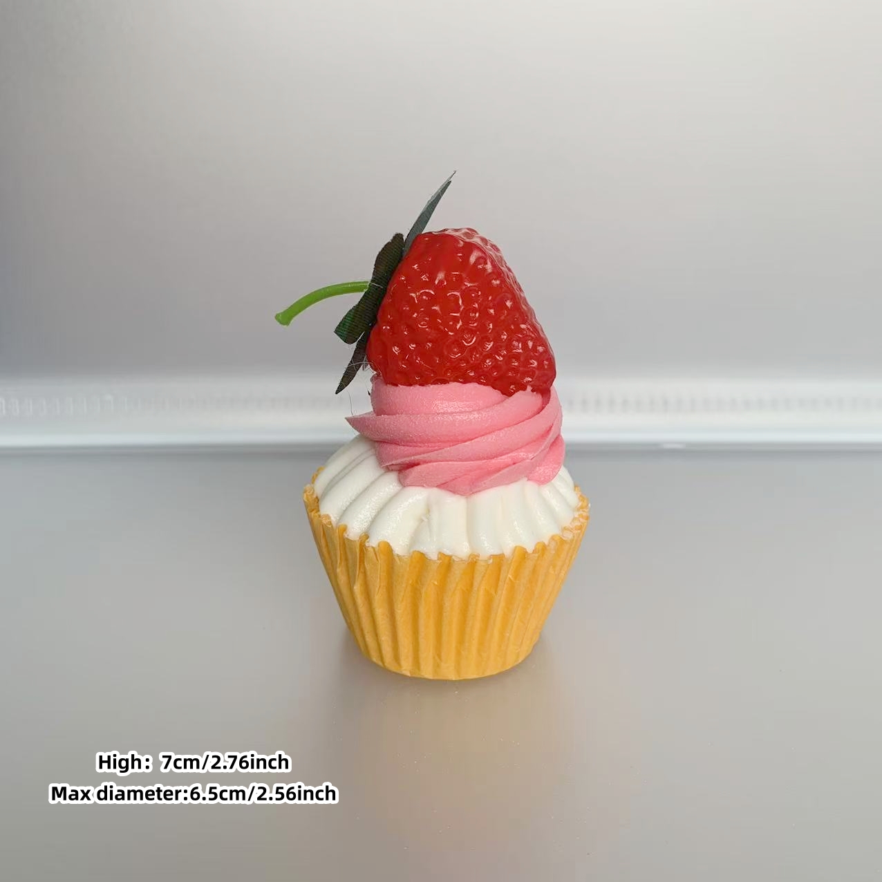カップケーキモデルシミュレーションケーキデザート製品オーナメ - Photography Food のレビューと価格