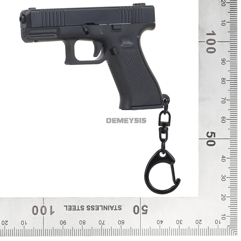 ミニ G45 ピストル型キーホルダーチャームリアルなモデル取 - Photography Magazine のレビューと価格