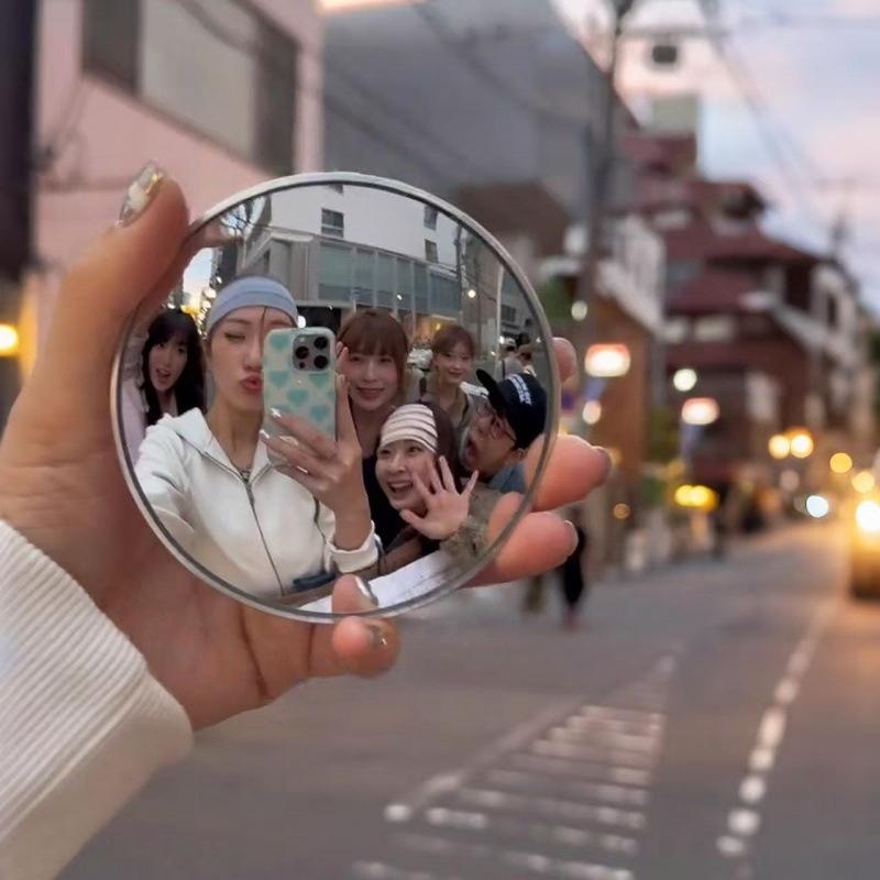 新しい 1/2 個女の子用化粧鏡旅行自撮りラウンド凸面鏡写真 - Photography High Angle のレビューと価格